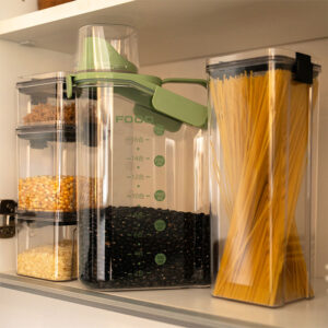 Envase hermético con medidor